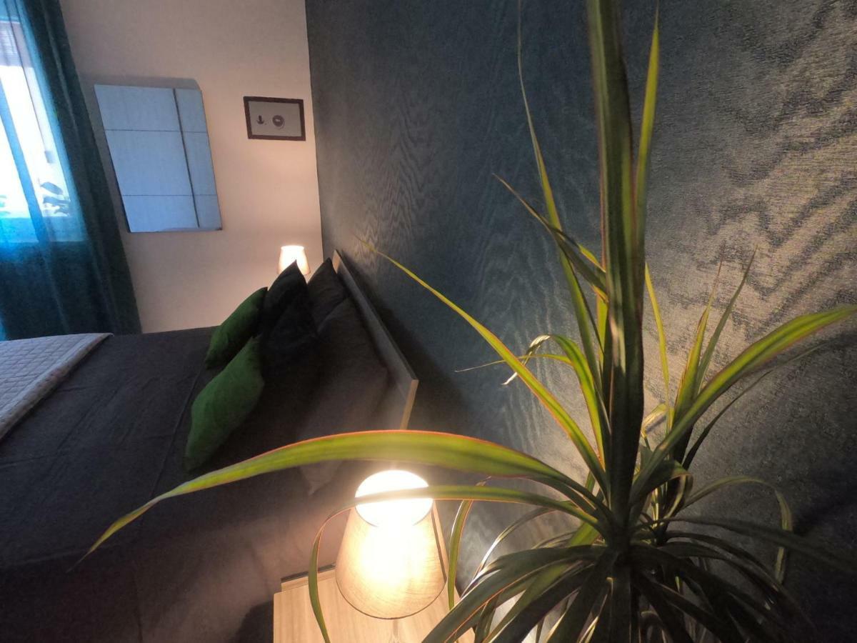 Pinotto Bnb Torre Annunziata Bagian luar foto